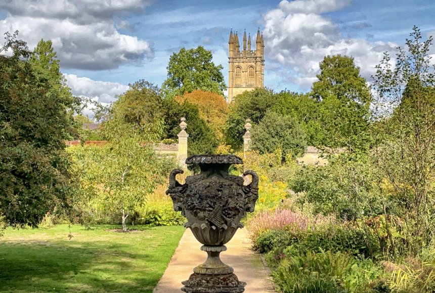Jardins botaniques d'Oxford au printemps